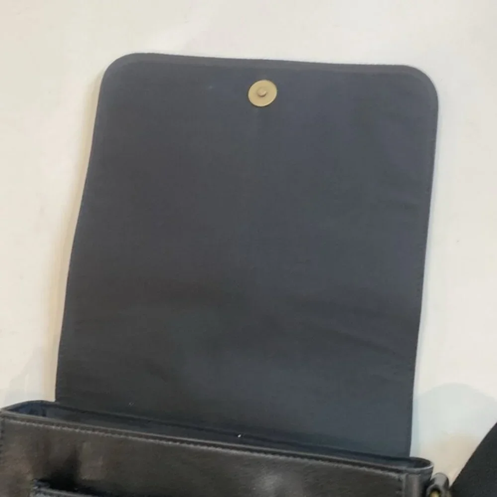 Fossil Kayden Black Leather Crossbody Bag SBG1324001 (M)